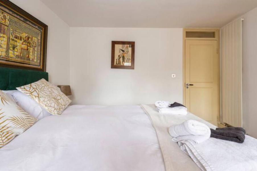 Super Central Beautiful Three Bedroom Londra Dış mekan fotoğraf
