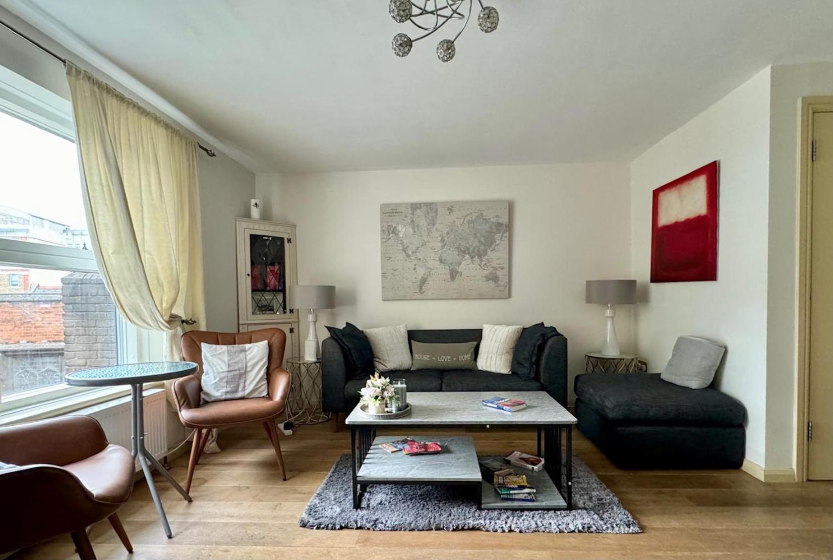 Super Central Beautiful Three Bedroom Londra Dış mekan fotoğraf